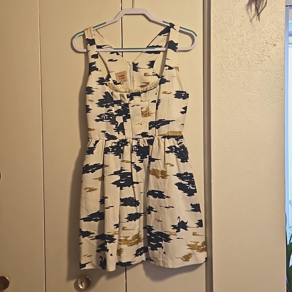 TWINKLE By WENLAN SLEEVELESS DRESS